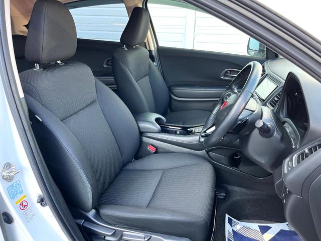 ヴェゼル ハイブリッドX SDナビ バックカメラ スマートキー LEDヘッド ETC クルコン 純正17インチアルミ オートライト オートエアコン Bluetooth CD DVD再生 地デジ パドルシフト(8枚目)