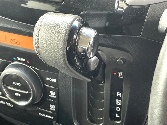 ソリオバンディット ＤＪＥ　電動スライドドア　スマートキー　ＨＩＤヘッド　純正１５インチアルミ　オートライト　オートエアコン　Ｂｌｕｅｔｏｏｔｈ　ＣＤ　ＤＶＤ再生　地デジ（24枚目）