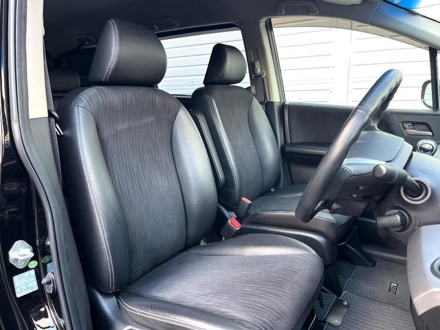 フリードハイブリッド ジャストセレクション　両側電動ドア　純正ＳＤナビ　バックカメラ　禁煙車　スマートキー　ＨＩＤヘッド　ＥＴＣ　クルコン　オートライト　オートエアコン　ＣＤ　ＤＶＤ再生　地デジ（7枚目）