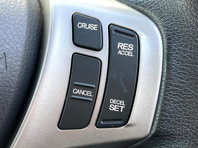 フリードハイブリッド ジャストセレクション　両側電動ドア　純正ＳＤナビ　バックカメラ　禁煙車　スマートキー　ＨＩＤヘッド　ＥＴＣ　クルコン　オートライト　オートエアコン　ＣＤ　ＤＶＤ再生　地デジ（31枚目）