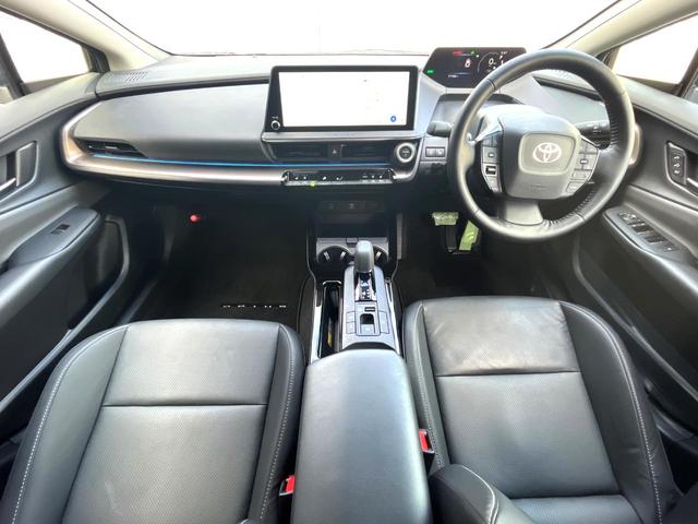 プリウス Z フルエアロ 全周囲カメラ 100V電源 衝突被害軽減システム 電動リアゲート レザー調シート パワーシート ドラレコ コーナーセンサー スマートキー LEDヘッド ナビ連動ETC 純正19インチアルミ(2枚目)