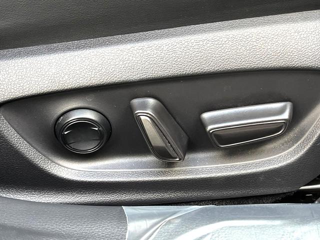 プリウス Z フルエアロ 全周囲カメラ 100V電源 衝突被害軽減システム 電動リアゲート レザー調シート パワーシート ドラレコ コーナーセンサー スマートキー LEDヘッド ナビ連動ETC 純正19インチアルミ(38枚目)