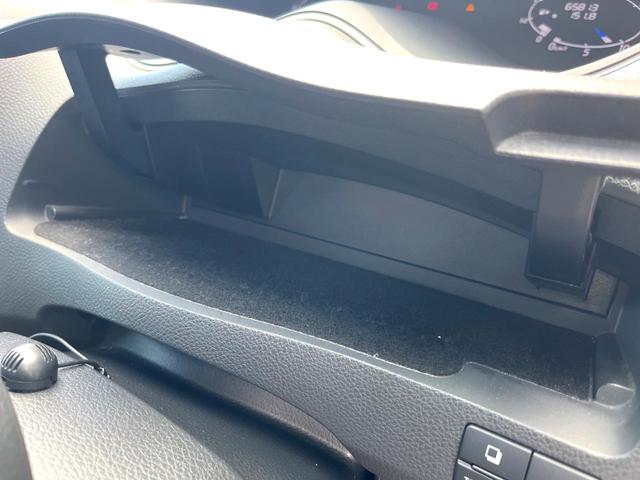 セレナ ハイウェイスター　Ｖセレクション＋セーフティ　ＳＨＶ　両側電動ドア　純正ＳＤナビ　後席モニター　バックカメラ　衝突被害軽減システム　ドラレコ　スマートキー　ＬＥＤヘッド　ビルトインＥＴＣ　クルコン　純正１６インチアルミ　車線逸脱警報　オートライト（42枚目）