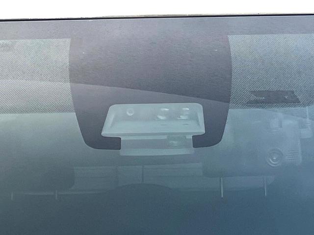 ヴォクシー ＺＳ　煌ＩＩ　両側電動ドア　純正ＳＤナビ　バックカメラ　衝突被害軽減システム　コーナーセンサー　スマートキー　ＬＥＤヘッド　ＥＴＣ　純正１６インチアルミ　オートライト　デュアルエアコン　Ｂｌｕｅｔｏｏｔｈ　ＣＤ（4枚目）