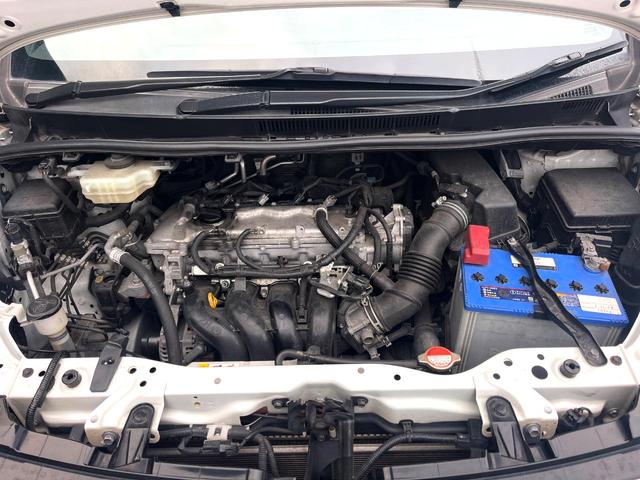 ヴォクシー ＺＳ　煌ＩＩ　両側電動ドア　純正ＳＤナビ　バックカメラ　衝突被害軽減システム　コーナーセンサー　スマートキー　ＬＥＤヘッド　ＥＴＣ　純正１６インチアルミ　オートライト　デュアルエアコン　Ｂｌｕｅｔｏｏｔｈ　ＣＤ（18枚目）