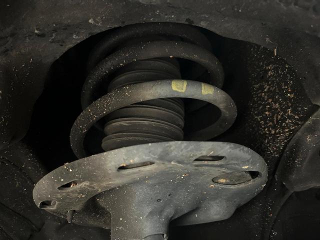 ヴォクシー ＺＳ　煌ＩＩ　両側電動ドア　純正ＳＤナビ　バックカメラ　衝突被害軽減システム　コーナーセンサー　スマートキー　ＬＥＤヘッド　ＥＴＣ　純正１６インチアルミ　オートライト　デュアルエアコン　Ｂｌｕｅｔｏｏｔｈ　ＣＤ（20枚目）