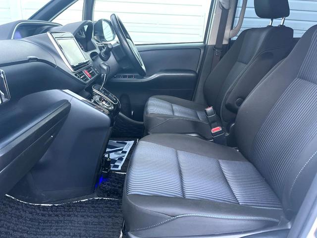 ヴォクシー ＺＳ　煌ＩＩ　両側電動ドア　純正ＳＤナビ　バックカメラ　衝突被害軽減システム　コーナーセンサー　スマートキー　ＬＥＤヘッド　ＥＴＣ　純正１６インチアルミ　オートライト　デュアルエアコン　Ｂｌｕｅｔｏｏｔｈ　ＣＤ（40枚目）