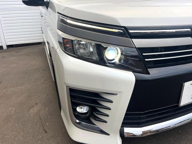 ヴォクシー ＺＳ　煌ＩＩ　両側電動ドア　純正ＳＤナビ　バックカメラ　衝突被害軽減システム　コーナーセンサー　スマートキー　ＬＥＤヘッド　ＥＴＣ　純正１６インチアルミ　オートライト　デュアルエアコン　Ｂｌｕｅｔｏｏｔｈ　ＣＤ（52枚目）