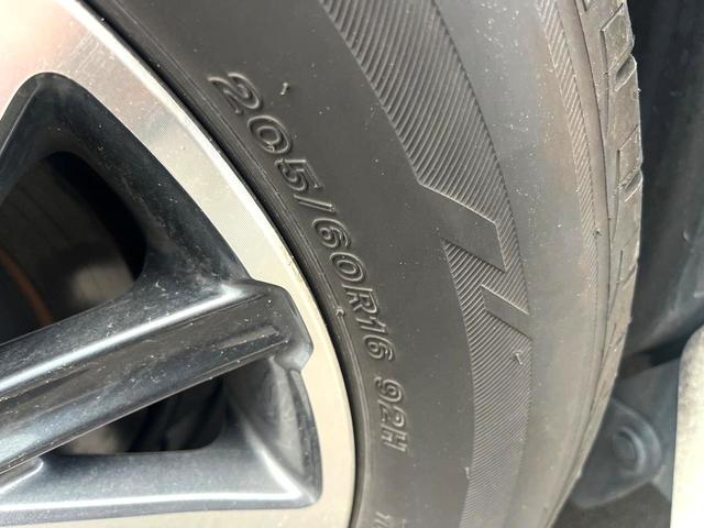 ヴォクシー ＺＳ　煌ＩＩ　両側電動ドア　純正ＳＤナビ　バックカメラ　衝突被害軽減システム　コーナーセンサー　スマートキー　ＬＥＤヘッド　ＥＴＣ　純正１６インチアルミ　オートライト　デュアルエアコン　Ｂｌｕｅｔｏｏｔｈ　ＣＤ（56枚目）