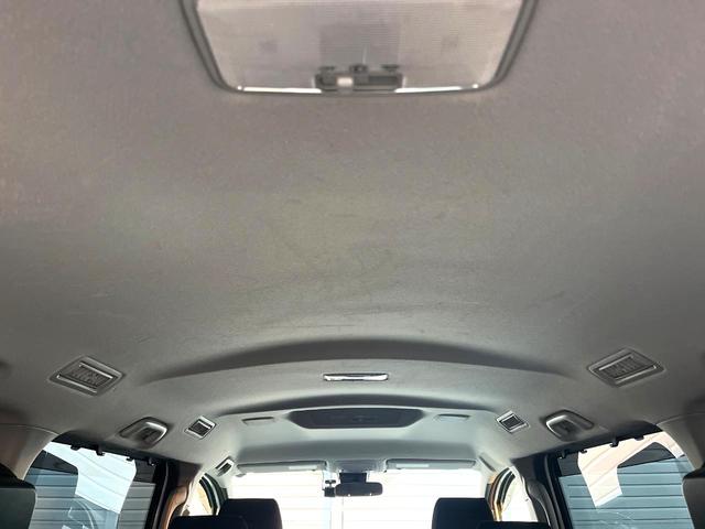 ヴォクシー ＺＳ　煌ＩＩ　両側電動ドア　純正ＳＤナビ　バックカメラ　衝突被害軽減システム　コーナーセンサー　スマートキー　ＬＥＤヘッド　ＥＴＣ　純正１６インチアルミ　オートライト　デュアルエアコン　Ｂｌｕｅｔｏｏｔｈ　ＣＤ（57枚目）