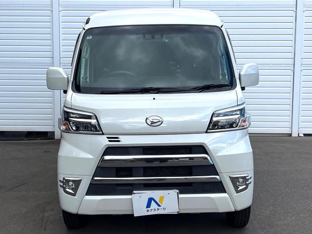 ハイゼットカーゴ クルーズターボＳＡＩＩＩ　４ＷＤ　ＭＴ車　衝突被害軽減システム　ＬＥＤヘッドライト　オートライト　ＣＤ　ＬＥＤフォグ　オートハイビーム　横滑り防止装置　純正アルミホイール　アイドリングストップ　電動格納ミラー（12枚目）