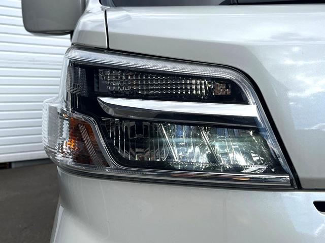 ハイゼットカーゴ クルーズターボＳＡＩＩＩ　４ＷＤ　ＭＴ車　衝突被害軽減システム　ＬＥＤヘッドライト　オートライト　ＣＤ　ＬＥＤフォグ　オートハイビーム　横滑り防止装置　純正アルミホイール　アイドリングストップ　電動格納ミラー（17枚目）