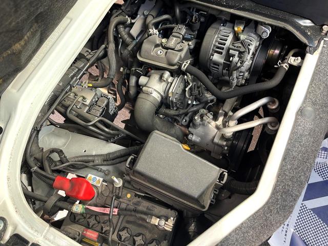 ハイゼットカーゴ クルーズターボＳＡＩＩＩ　４ＷＤ　ＭＴ車　衝突被害軽減システム　ＬＥＤヘッドライト　オートライト　ＣＤ　ＬＥＤフォグ　オートハイビーム　横滑り防止装置　純正アルミホイール　アイドリングストップ　電動格納ミラー（18枚目）