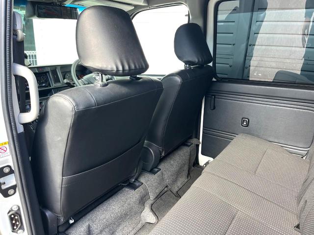 ハイゼットカーゴ クルーズターボＳＡＩＩＩ　４ＷＤ　ＭＴ車　衝突被害軽減システム　ＬＥＤヘッドライト　オートライト　ＣＤ　ＬＥＤフォグ　オートハイビーム　横滑り防止装置　純正アルミホイール　アイドリングストップ　電動格納ミラー（35枚目）