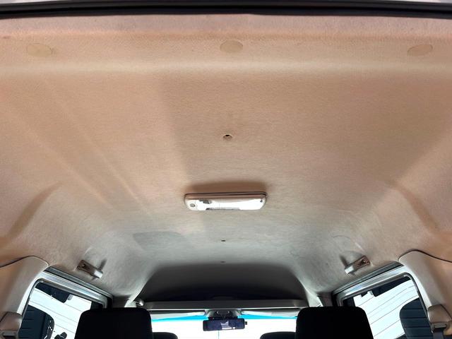 ハイゼットカーゴ クルーズターボＳＡＩＩＩ　４ＷＤ　ＭＴ車　衝突被害軽減システム　ＬＥＤヘッドライト　オートライト　ＣＤ　ＬＥＤフォグ　オートハイビーム　横滑り防止装置　純正アルミホイール　アイドリングストップ　電動格納ミラー（38枚目）