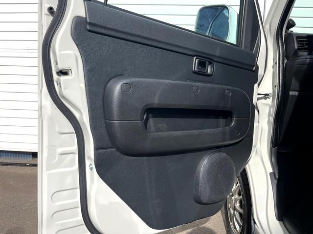 ハイゼットカーゴ クルーズターボＳＡＩＩＩ　４ＷＤ　ＭＴ車　衝突被害軽減システム　ＬＥＤヘッドライト　オートライト　ＣＤ　ＬＥＤフォグ　オートハイビーム　横滑り防止装置　純正アルミホイール　アイドリングストップ　電動格納ミラー（43枚目）