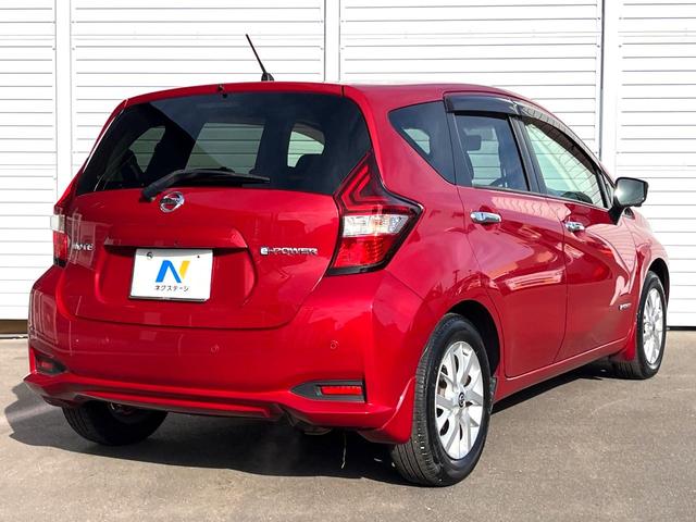 ノート ｅ－パワー　Ｘ　全周囲カメラ　衝突被害軽減システム　禁煙車　ドラレコ　コーナーセンサー　スマートキー　純正１５インチアルミ　車線逸脱警報　オートライト　オートエアコン　Ｂｌｕｅｔｏｏｔｈ　ＣＤ　ＤＶＤ再生　フルセグ（17枚目）