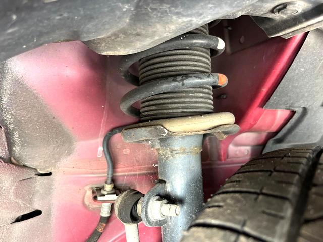 ノート ｅ－パワー　Ｘ　全周囲カメラ　衝突被害軽減システム　禁煙車　ドラレコ　コーナーセンサー　スマートキー　純正１５インチアルミ　車線逸脱警報　オートライト　オートエアコン　Ｂｌｕｅｔｏｏｔｈ　ＣＤ　ＤＶＤ再生　フルセグ（20枚目）