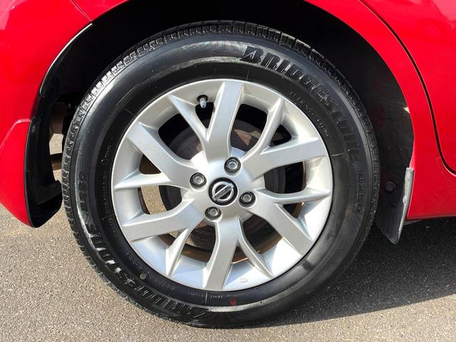 ノート ｅ－パワー　Ｘ　全周囲カメラ　衝突被害軽減システム　禁煙車　ドラレコ　コーナーセンサー　スマートキー　純正１５インチアルミ　車線逸脱警報　オートライト　オートエアコン　Ｂｌｕｅｔｏｏｔｈ　ＣＤ　ＤＶＤ再生　フルセグ（45枚目）