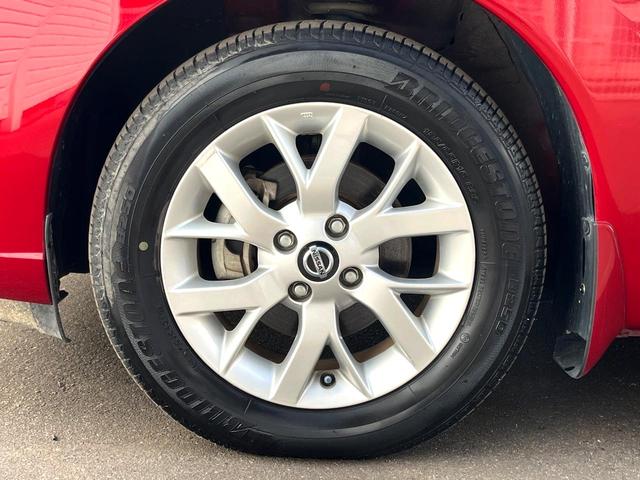 ノート ｅ－パワー　Ｘ　全周囲カメラ　衝突被害軽減システム　禁煙車　ドラレコ　コーナーセンサー　スマートキー　純正１５インチアルミ　車線逸脱警報　オートライト　オートエアコン　Ｂｌｕｅｔｏｏｔｈ　ＣＤ　ＤＶＤ再生　フルセグ（47枚目）