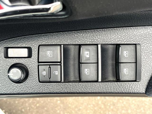 シエンタ Ｇ　両側電動ドア　純正ＳＤナビ　後席モニター　バックカメラ　衝突被害軽減システム　スマートキー　ビルトインＥＴＣ　オートエアコン　Ｂｌｕｅｔｏｏｔｈ　ＤＶＤ再生　フルセグ（34枚目）