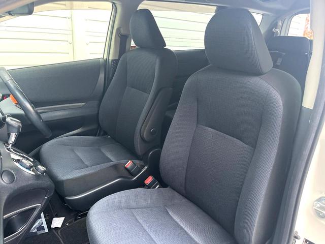 シエンタ Ｇ　両側電動ドア　純正ＳＤナビ　後席モニター　バックカメラ　衝突被害軽減システム　スマートキー　ビルトインＥＴＣ　オートエアコン　Ｂｌｕｅｔｏｏｔｈ　ＤＶＤ再生　フルセグ（42枚目）