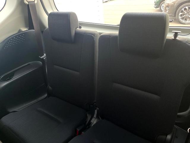 シエンタ Ｇ　両側電動ドア　純正ＳＤナビ　後席モニター　バックカメラ　衝突被害軽減システム　スマートキー　ビルトインＥＴＣ　オートエアコン　Ｂｌｕｅｔｏｏｔｈ　ＤＶＤ再生　フルセグ（45枚目）