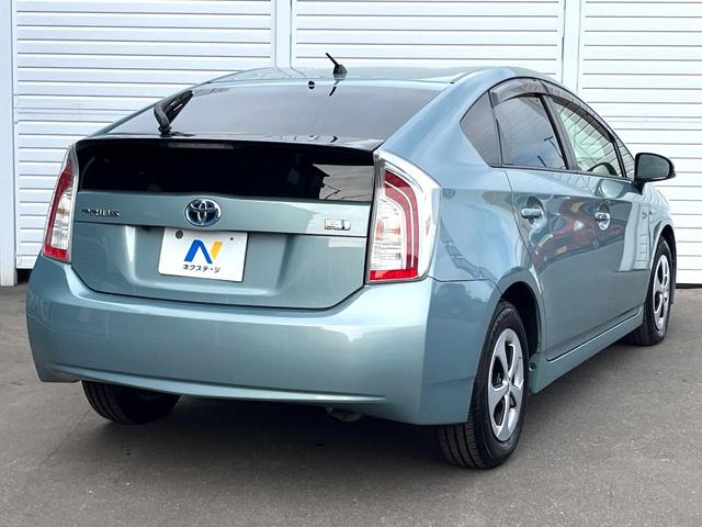 プリウス Ｓ　バックカメラ　スマートキー　ＨＩＤヘッド　ビルトインＥＴＣ　純正１５インチアルミ　オートライト　オートエアコン　Ｂｌｕｅｔｏｏｔｈ　ＣＤ　ＤＶＤ再生　フルセグ（17枚目）