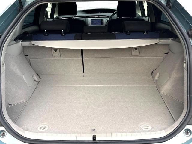 プリウス Ｓ　バックカメラ　スマートキー　ＨＩＤヘッド　ビルトインＥＴＣ　純正１５インチアルミ　オートライト　オートエアコン　Ｂｌｕｅｔｏｏｔｈ　ＣＤ　ＤＶＤ再生　フルセグ（36枚目）