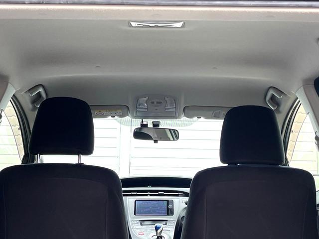 プリウス Ｓ　バックカメラ　スマートキー　ＨＩＤヘッド　ビルトインＥＴＣ　純正１５インチアルミ　オートライト　オートエアコン　Ｂｌｕｅｔｏｏｔｈ　ＣＤ　ＤＶＤ再生　フルセグ（37枚目）