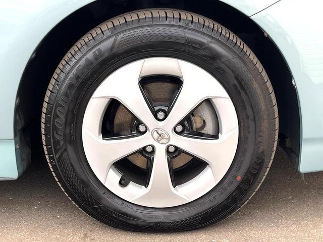 プリウス Ｓ　バックカメラ　スマートキー　ＨＩＤヘッド　ビルトインＥＴＣ　純正１５インチアルミ　オートライト　オートエアコン　Ｂｌｕｅｔｏｏｔｈ　ＣＤ　ＤＶＤ再生　フルセグ（49枚目）