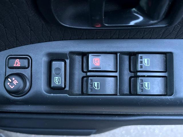 アトレーワゴン カスタムターボＲＳ　ＳＡＩＩＩ　メモリーナビ　衝突被害軽減システム　ＥＴＣ　純正１４インチアルミ　オートエアコン　ＣＤ　ＤＶＤ再生　フルセグ　オートハイビーム　アイドリングストップ（10枚目）