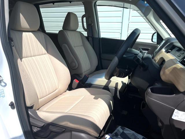 フリード Ｇ・ホンダセンシング　両側電動ドア　純正ＳＤナビ　バックカメラ　衝突被害軽減システム　レーダークルーズ　スマートキー　ＨＩＤヘッド　ナビ連動ＥＴＣ　車線逸脱警報　オートエアコン　Ｂｌｕｅｔｏｏｔｈ　ＣＤ　地デジ（8枚目）