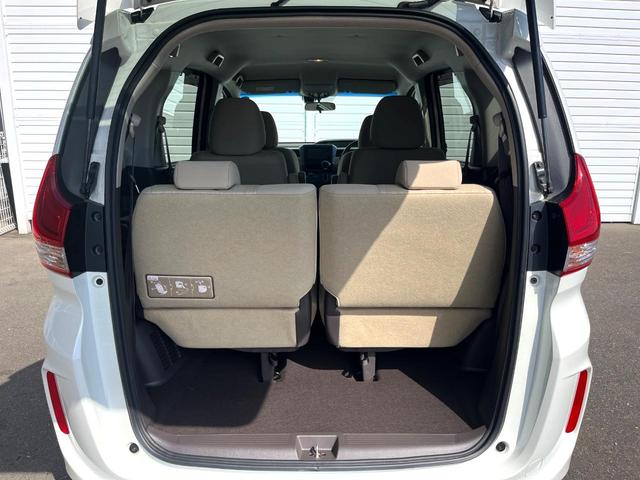 フリード Ｇ・ホンダセンシング　両側電動ドア　純正ＳＤナビ　バックカメラ　衝突被害軽減システム　レーダークルーズ　スマートキー　ＨＩＤヘッド　ナビ連動ＥＴＣ　車線逸脱警報　オートエアコン　Ｂｌｕｅｔｏｏｔｈ　ＣＤ　地デジ（11枚目）