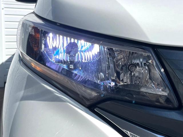 フリード Ｇ・ホンダセンシング　両側電動ドア　純正ＳＤナビ　バックカメラ　衝突被害軽減システム　レーダークルーズ　スマートキー　ＨＩＤヘッド　ナビ連動ＥＴＣ　車線逸脱警報　オートエアコン　Ｂｌｕｅｔｏｏｔｈ　ＣＤ　地デジ（13枚目）