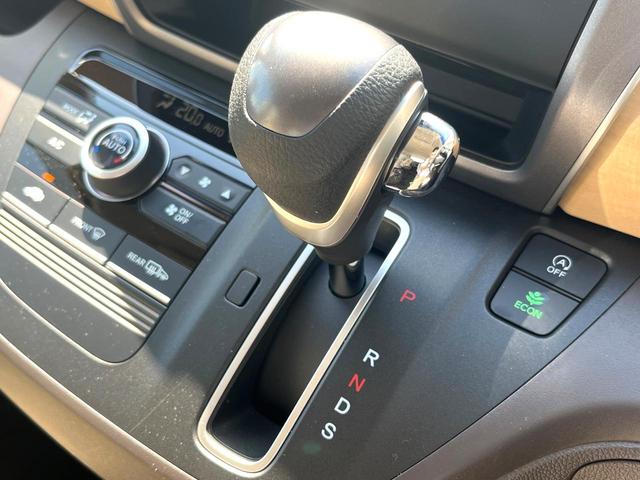 フリード Ｇ・ホンダセンシング　両側電動ドア　純正ＳＤナビ　バックカメラ　衝突被害軽減システム　レーダークルーズ　スマートキー　ＨＩＤヘッド　ナビ連動ＥＴＣ　車線逸脱警報　オートエアコン　Ｂｌｕｅｔｏｏｔｈ　ＣＤ　地デジ（26枚目）