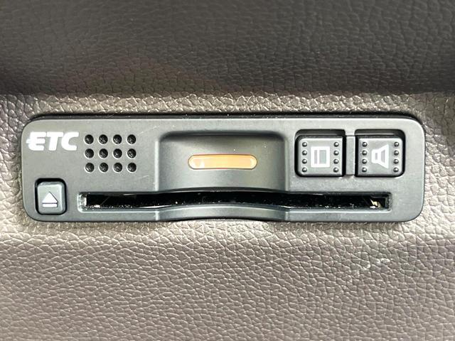 フリード Ｇ・ホンダセンシング　両側電動ドア　純正ＳＤナビ　バックカメラ　衝突被害軽減システム　レーダークルーズ　スマートキー　ＨＩＤヘッド　ナビ連動ＥＴＣ　車線逸脱警報　オートエアコン　Ｂｌｕｅｔｏｏｔｈ　ＣＤ　地デジ（27枚目）