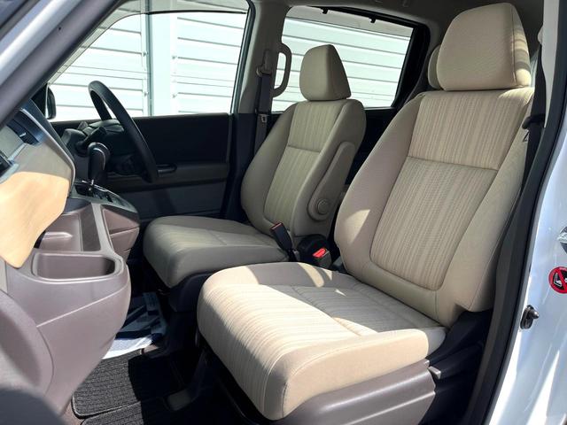 フリード Ｇ・ホンダセンシング　両側電動ドア　純正ＳＤナビ　バックカメラ　衝突被害軽減システム　レーダークルーズ　スマートキー　ＨＩＤヘッド　ナビ連動ＥＴＣ　車線逸脱警報　オートエアコン　Ｂｌｕｅｔｏｏｔｈ　ＣＤ　地デジ（38枚目）