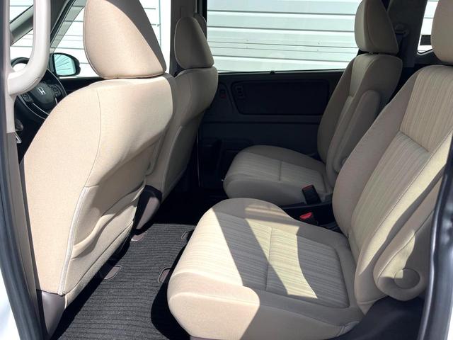 フリード Ｇ・ホンダセンシング　両側電動ドア　純正ＳＤナビ　バックカメラ　衝突被害軽減システム　レーダークルーズ　スマートキー　ＨＩＤヘッド　ナビ連動ＥＴＣ　車線逸脱警報　オートエアコン　Ｂｌｕｅｔｏｏｔｈ　ＣＤ　地デジ（41枚目）