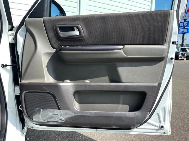 フリード Ｇ・ホンダセンシング　両側電動ドア　純正ＳＤナビ　バックカメラ　衝突被害軽減システム　レーダークルーズ　スマートキー　ＨＩＤヘッド　ナビ連動ＥＴＣ　車線逸脱警報　オートエアコン　Ｂｌｕｅｔｏｏｔｈ　ＣＤ　地デジ（46枚目）