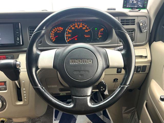 アトレーワゴン カスタムターボＲＳリミテッド　ターボ　電動スライドドア　バックカメラ　ドラレコ　ＨＩＤヘッド　ＥＴＣ　純正１３インチアルミ　オートライト　オートエアコン　Ｂｌｕｅｔｏｏｔｈ　ＣＤ　ＤＶＤ再生　フルセグ（11枚目）