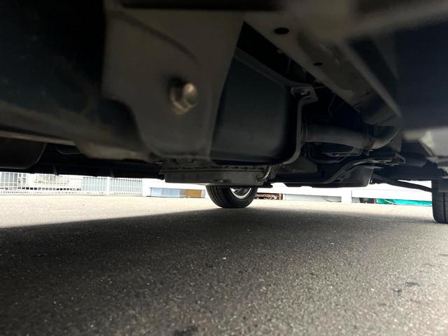 エブリイワゴン ＰＺターボ　電動スライドドア　衝突被害軽減システム　スマートキー　ＨＩＤヘッド　ＥＴＣ　純正１４インチアルミ　オートエアコン　ＣＤ　ＤＶＤ再生　フルセグ（54枚目）