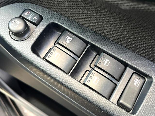 ムーヴ カスタム　Ｘリミテッド　ＳＡＩＩＩ　純正ＳＤナビ　全周囲カメラ　シートヒーター　コーナーセンサー　スマートキー　ＬＥＤヘッド　純正１５インチアルミ　オートハイビーム　オートライト　オートエアコン　Ｂｌｕｅｔｏｏｔｈ　ＤＶＤ再生（32枚目）