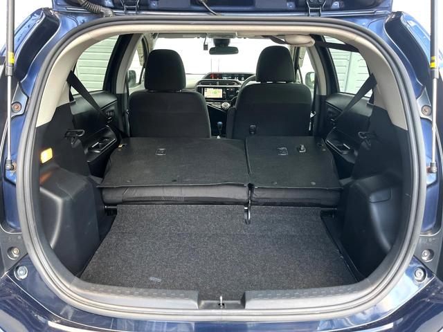 アクア Sスタイルブラック バックカメラ 衝突被害軽減システム スマートキー LEDヘッド HIDヘッド ビルトインETC オートハイビーム 車線逸脱警報 オートライト オートエアコン Bluetooth CD DVD再生(10枚目)