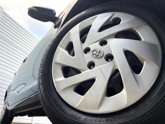 アクア Sスタイルブラック バックカメラ 衝突被害軽減システム スマートキー LEDヘッド HIDヘッド ビルトインETC オートハイビーム 車線逸脱警報 オートライト オートエアコン Bluetooth CD DVD再生(13枚目)