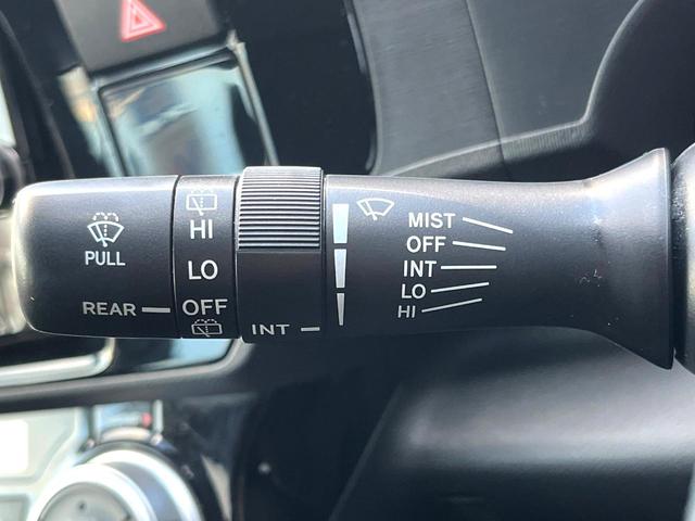 アクア Sスタイルブラック バックカメラ 衝突被害軽減システム スマートキー LEDヘッド HIDヘッド ビルトインETC オートハイビーム 車線逸脱警報 オートライト オートエアコン Bluetooth CD DVD再生(27枚目)