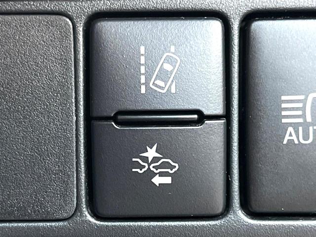 アクア Sスタイルブラック バックカメラ 衝突被害軽減システム スマートキー LEDヘッド HIDヘッド ビルトインETC オートハイビーム 車線逸脱警報 オートライト オートエアコン Bluetooth CD DVD再生(30枚目)