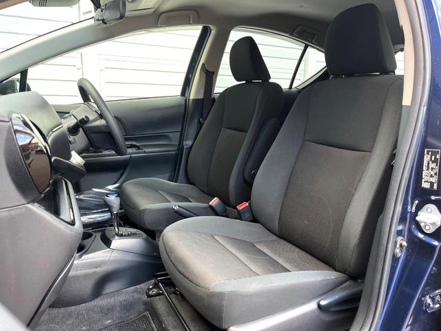 アクア Sスタイルブラック バックカメラ 衝突被害軽減システム スマートキー LEDヘッド HIDヘッド ビルトインETC オートハイビーム 車線逸脱警報 オートライト オートエアコン Bluetooth CD DVD再生(38枚目)