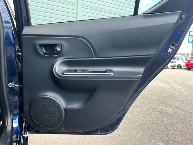 アクア Sスタイルブラック バックカメラ 衝突被害軽減システム スマートキー LEDヘッド HIDヘッド ビルトインETC オートハイビーム 車線逸脱警報 オートライト オートエアコン Bluetooth CD DVD再生(47枚目)