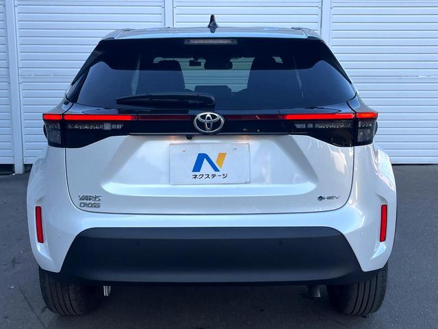 ヤリスクロス ハイブリッドＺ　全周囲カメラ　衝突被害軽減システム　レーダークルーズ　禁煙車　パワーシート　ドラレコ　スマートキー　ＬＥＤヘッド　ビルトインＥＴＣ　純正１８インチアルミ　オートハイビーム　車線逸脱警報　オートライト（15枚目）